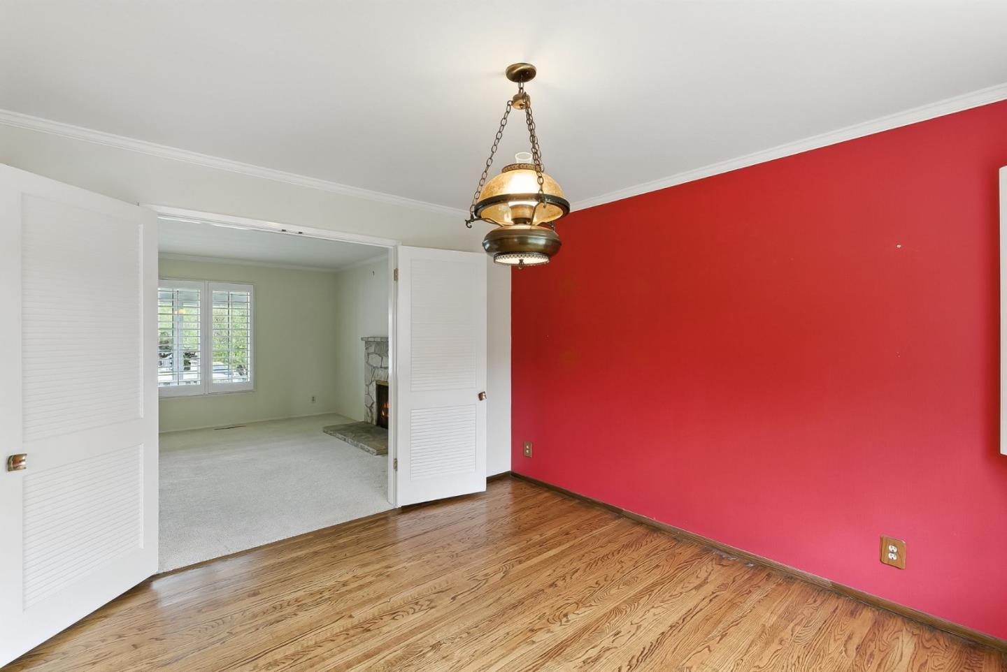 Detail Gallery Image 7 of 48 For 1675 Escalante Way, Burlingame,  CA 94010 - 4 Beds | 2/1 Baths