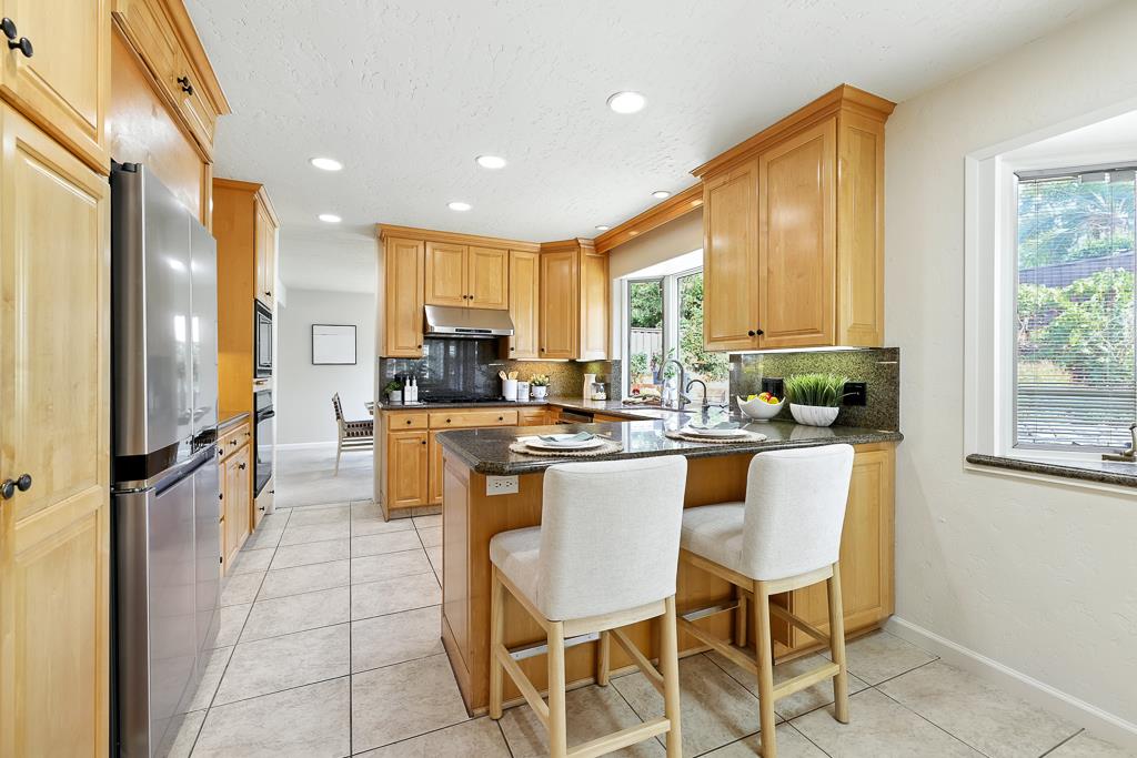 Detail Gallery Image 15 of 58 For 3484 Clover Oak Dr, San Jose,  CA 95148 - 4 Beds | 2/1 Baths