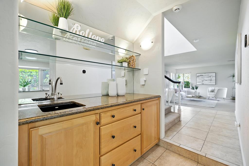Detail Gallery Image 19 of 58 For 3484 Clover Oak Dr, San Jose,  CA 95148 - 4 Beds | 2/1 Baths