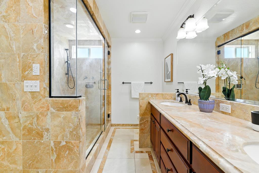Detail Gallery Image 26 of 58 For 3484 Clover Oak Dr, San Jose,  CA 95148 - 4 Beds | 2/1 Baths