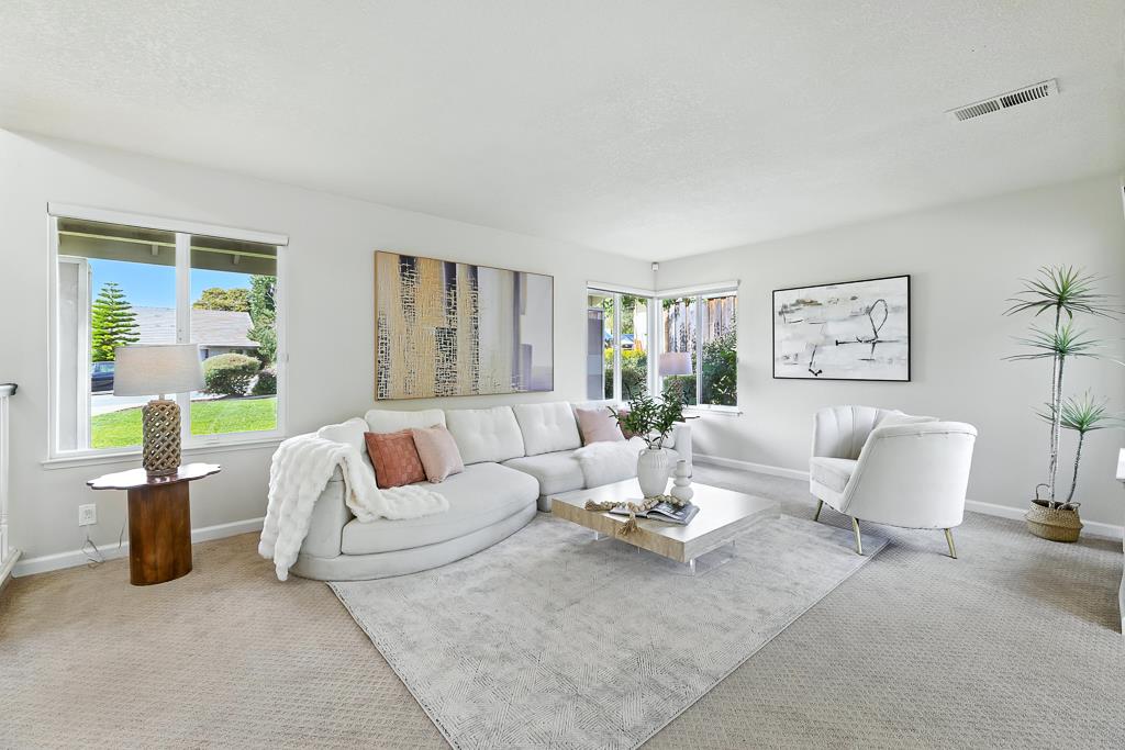 Detail Gallery Image 3 of 58 For 3484 Clover Oak Dr, San Jose,  CA 95148 - 4 Beds | 2/1 Baths