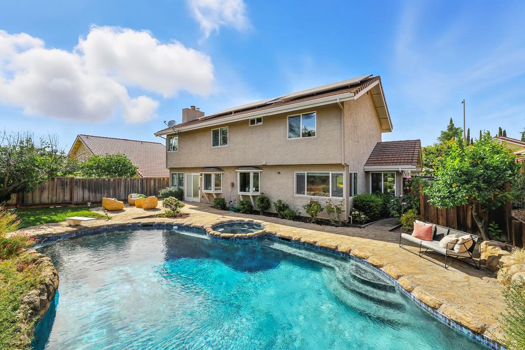 Detail Gallery Image 40 of 58 For 3484 Clover Oak Dr, San Jose,  CA 95148 - 4 Beds | 2/1 Baths