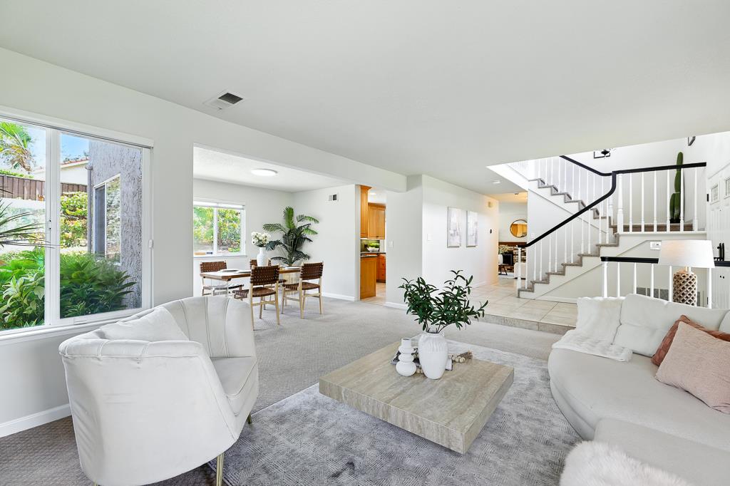 Detail Gallery Image 5 of 58 For 3484 Clover Oak Dr, San Jose,  CA 95148 - 4 Beds | 2/1 Baths