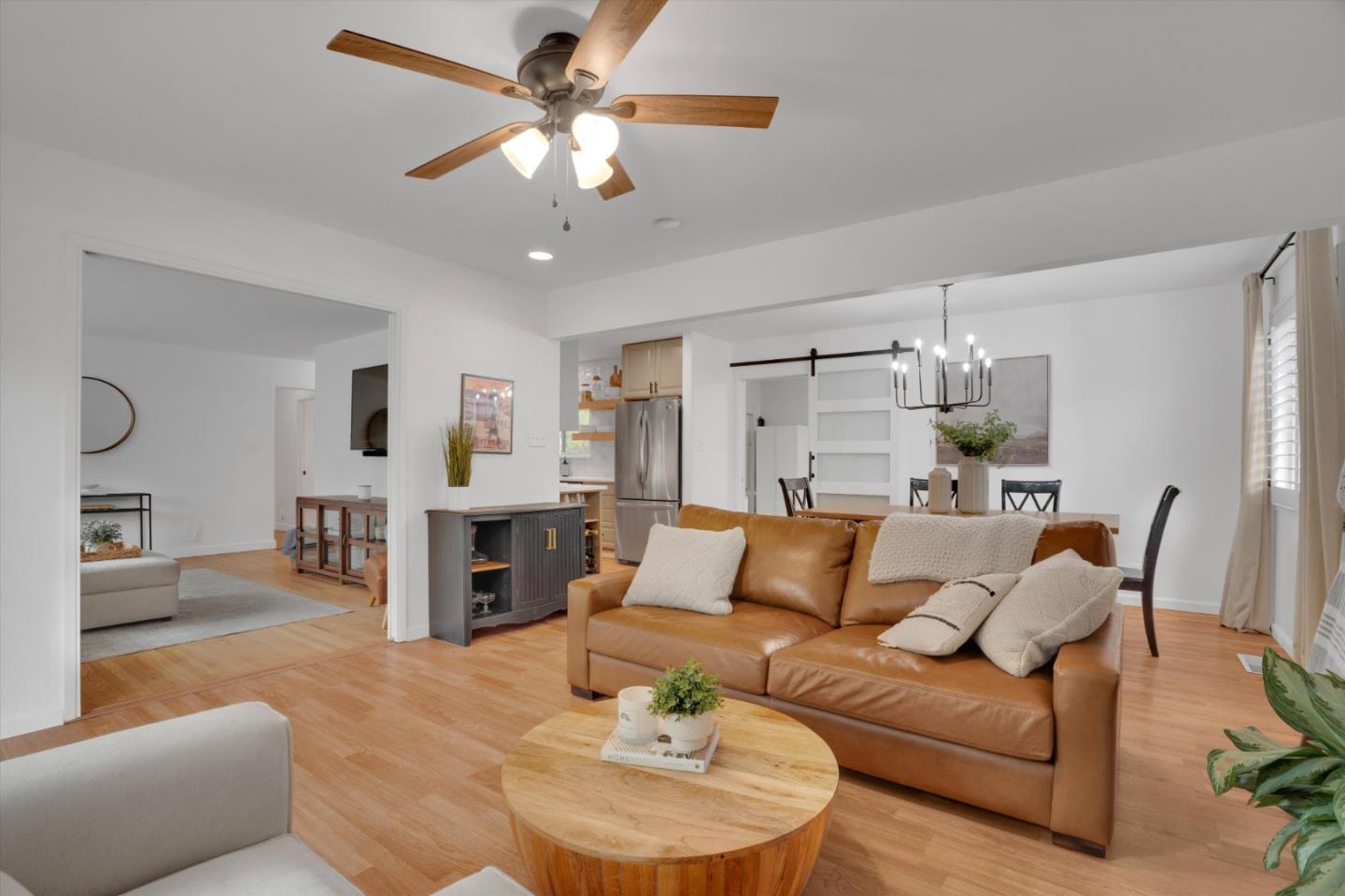 Detail Gallery Image 11 of 35 For 1198 Quail Ct, Concord,  CA 94518 - 4 Beds | 2 Baths