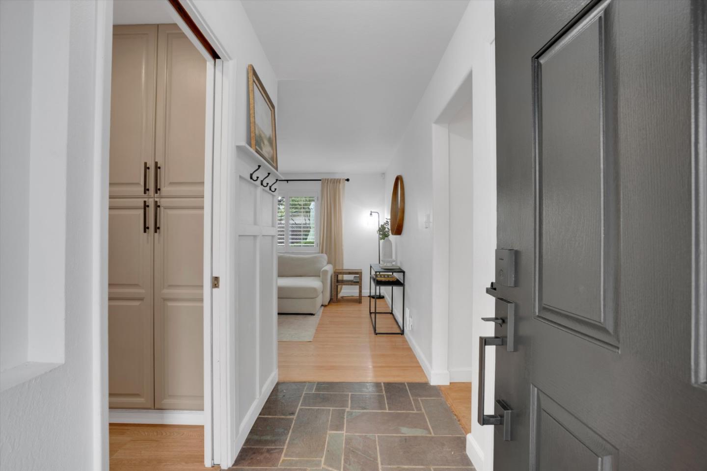 Detail Gallery Image 5 of 35 For 1198 Quail Ct, Concord,  CA 94518 - 4 Beds | 2 Baths