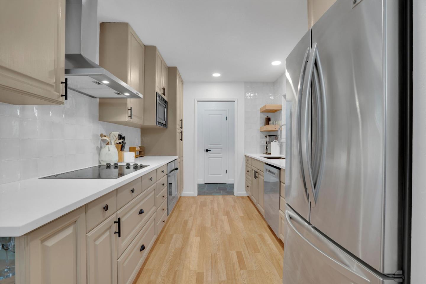 Detail Gallery Image 7 of 35 For 1198 Quail Ct, Concord,  CA 94518 - 4 Beds | 2 Baths