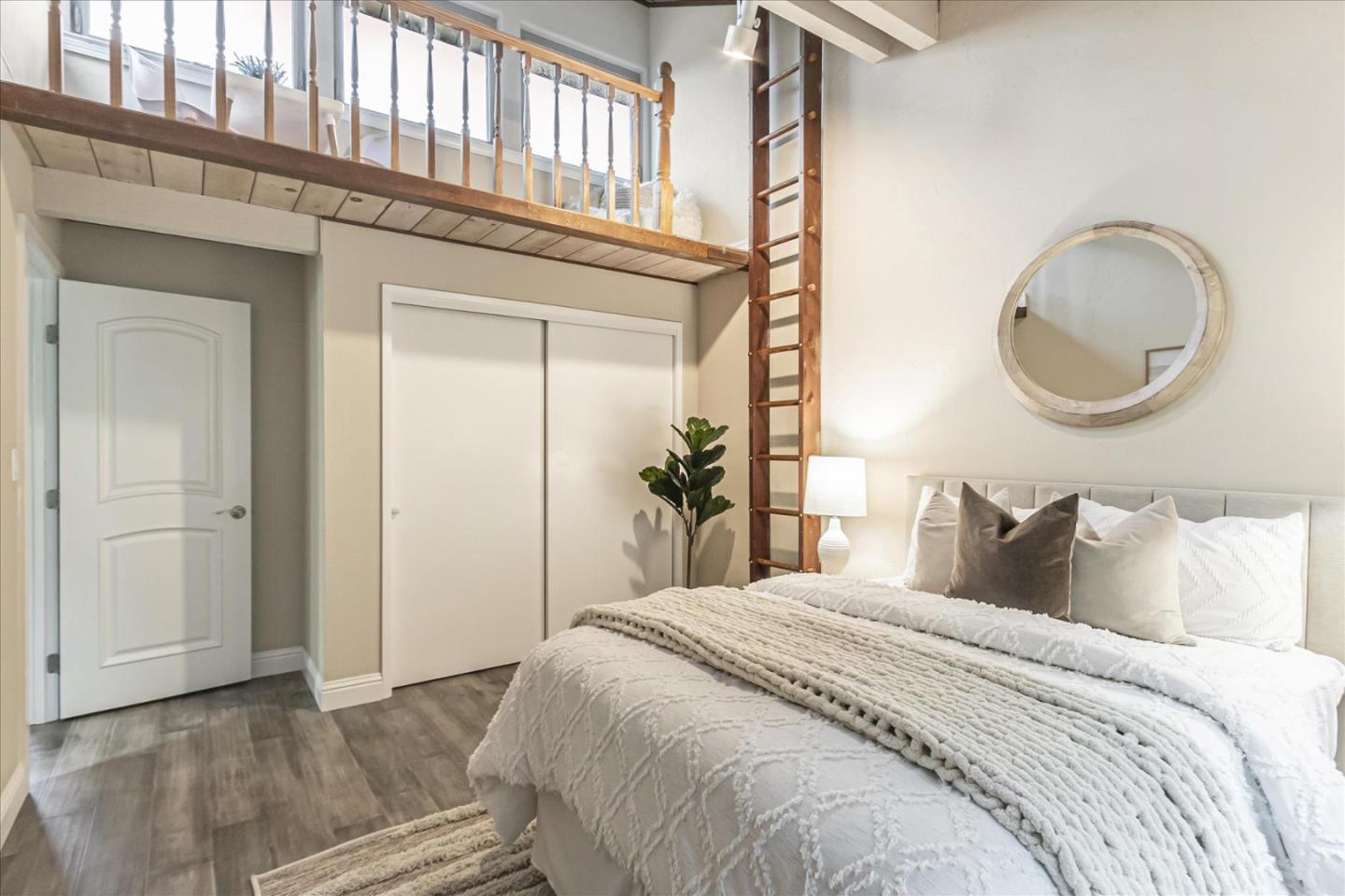Detail Gallery Image 27 of 54 For 19233 Mountain Way, Los Gatos,  CA 95030 - 4 Beds | 2/1 Baths