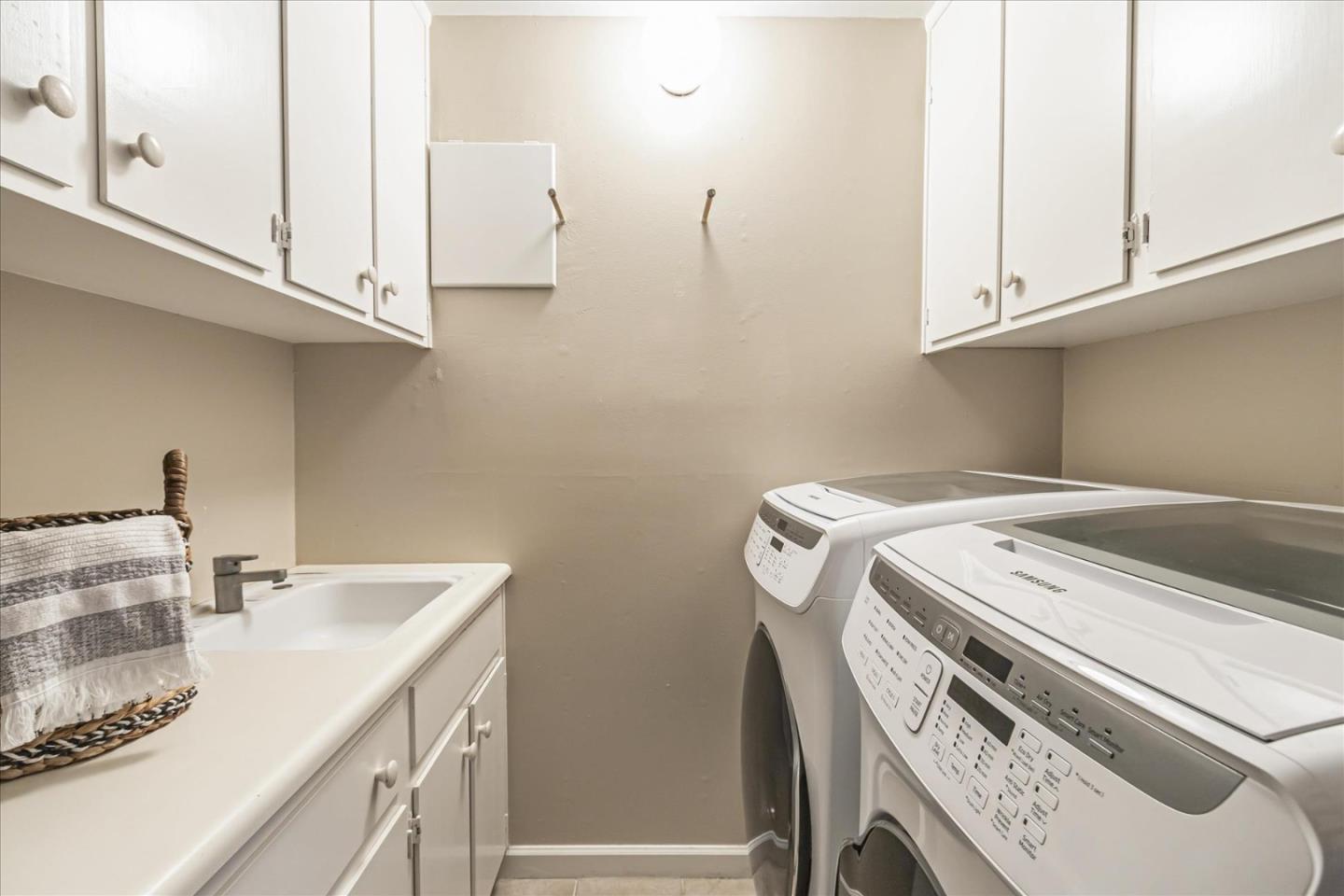 Detail Gallery Image 40 of 54 For 19233 Mountain Way, Los Gatos,  CA 95030 - 4 Beds | 2/1 Baths