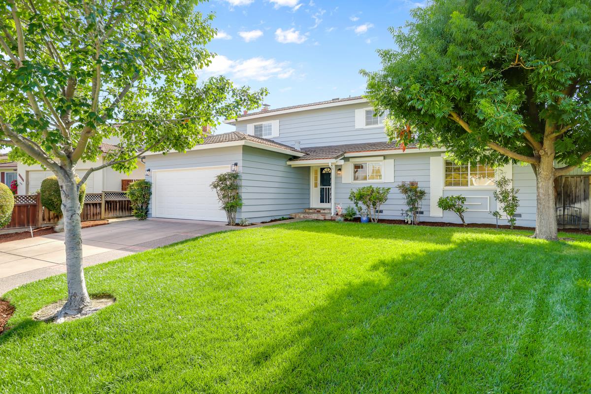Detail Gallery Image 1 of 32 For 3285 Catalina Ave, Santa Clara,  CA 95051 - 4 Beds | 2 Baths