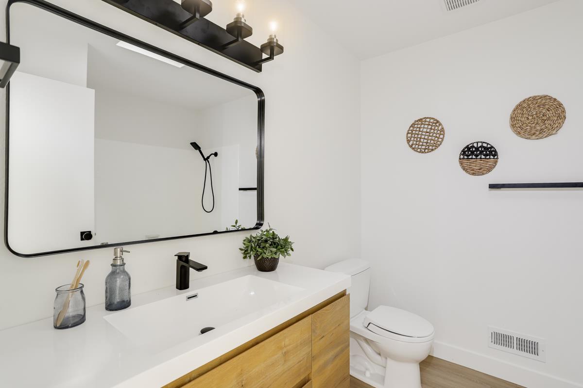 Detail Gallery Image 24 of 30 For 2688 Gamblin Dr, Santa Clara,  CA 95051 - 4 Beds | 2/1 Baths