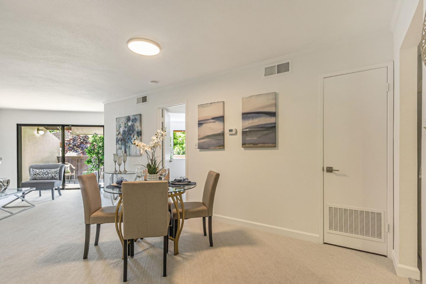 Detail Gallery Image 15 of 33 For 999 W Evelyn Ter #54,  Sunnyvale,  CA 94086 - 1 Beds | 1 Baths