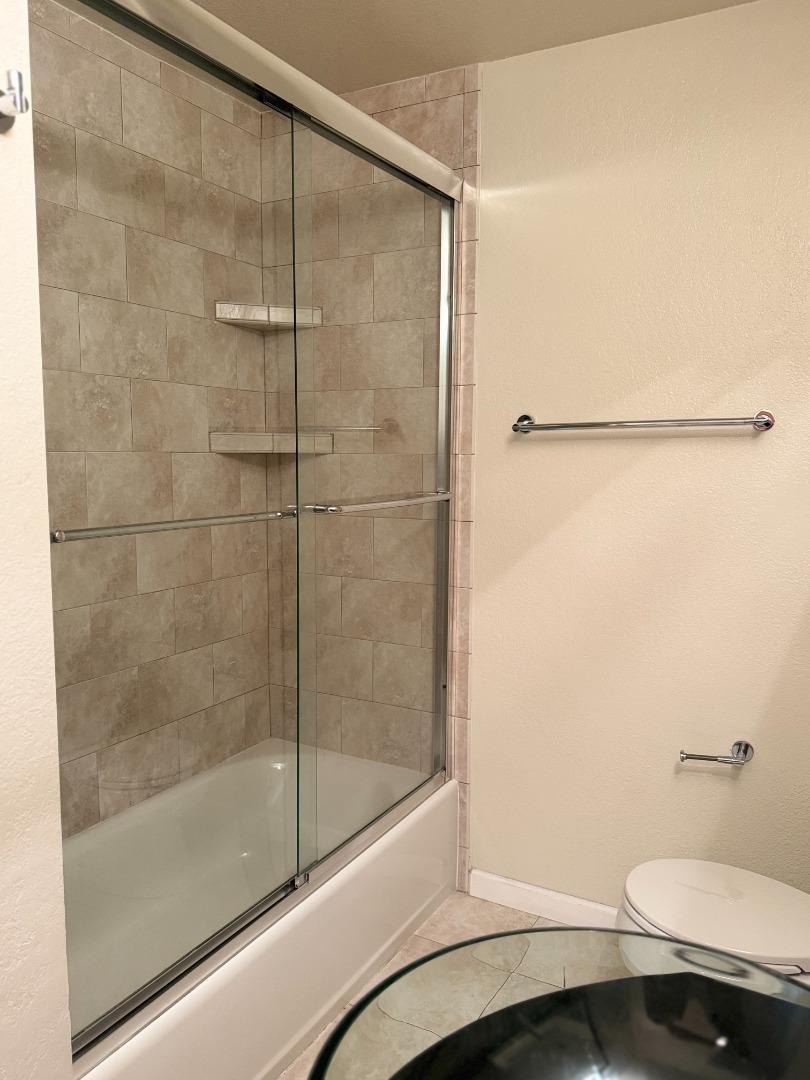 Detail Gallery Image 19 of 28 For 123 Spyglass Hill Rd, San Jose,  CA 95127 - 3 Beds | 2/1 Baths