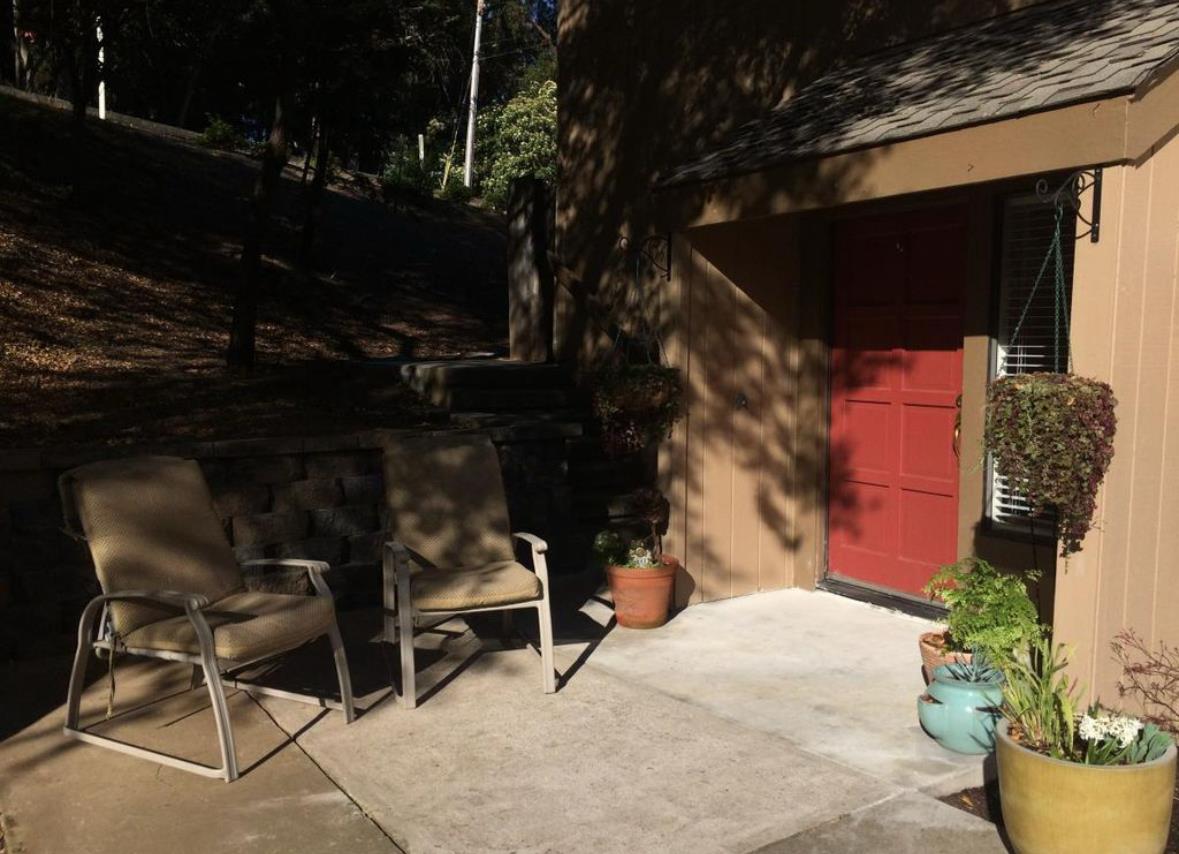 Detail Gallery Image 3 of 28 For 123 Spyglass Hill Rd, San Jose,  CA 95127 - 3 Beds | 2/1 Baths
