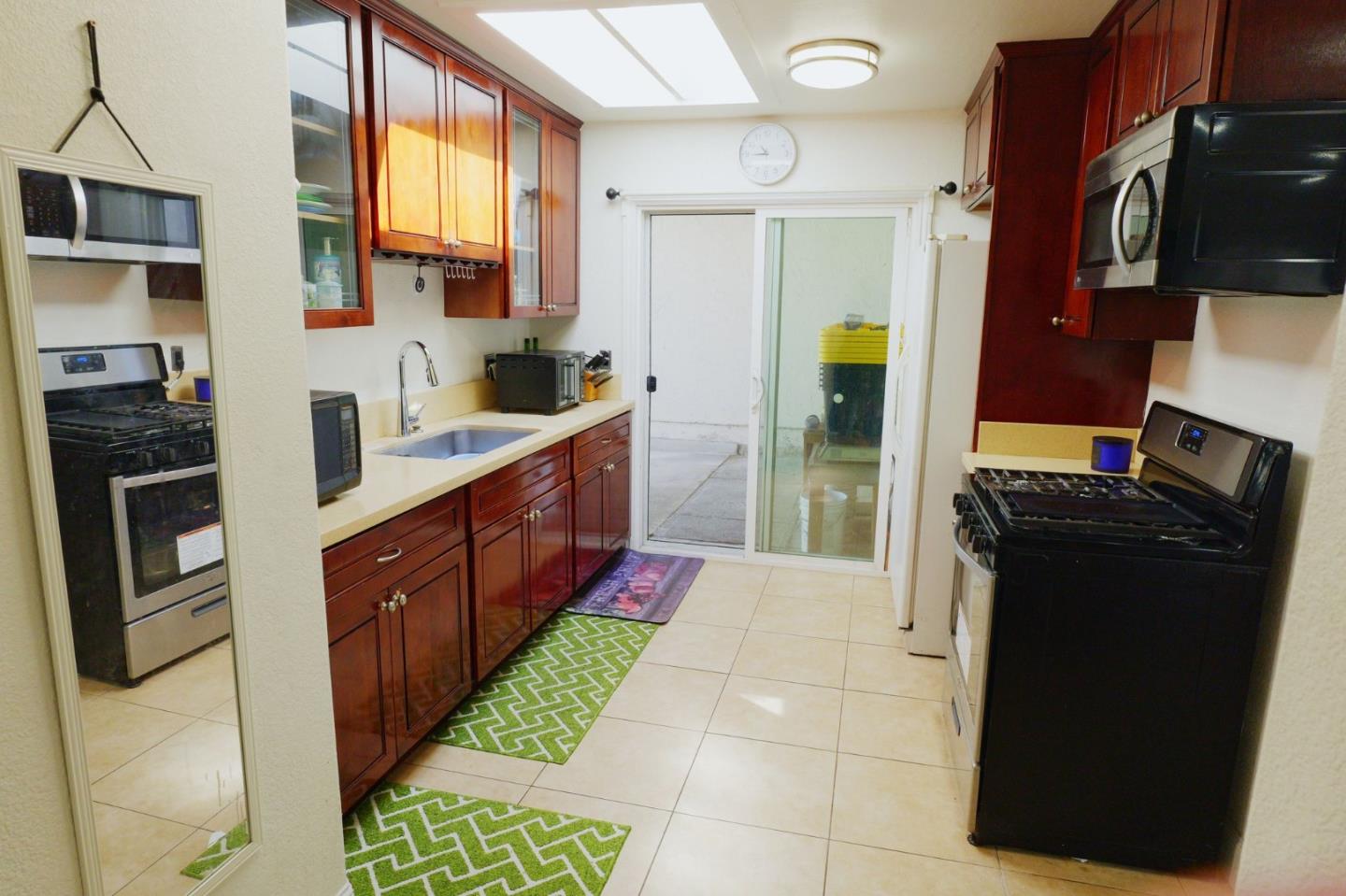 Detail Gallery Image 5 of 13 For 1381 Taper Ct, San Jose,  CA 95122 - 4 Beds | 2 Baths