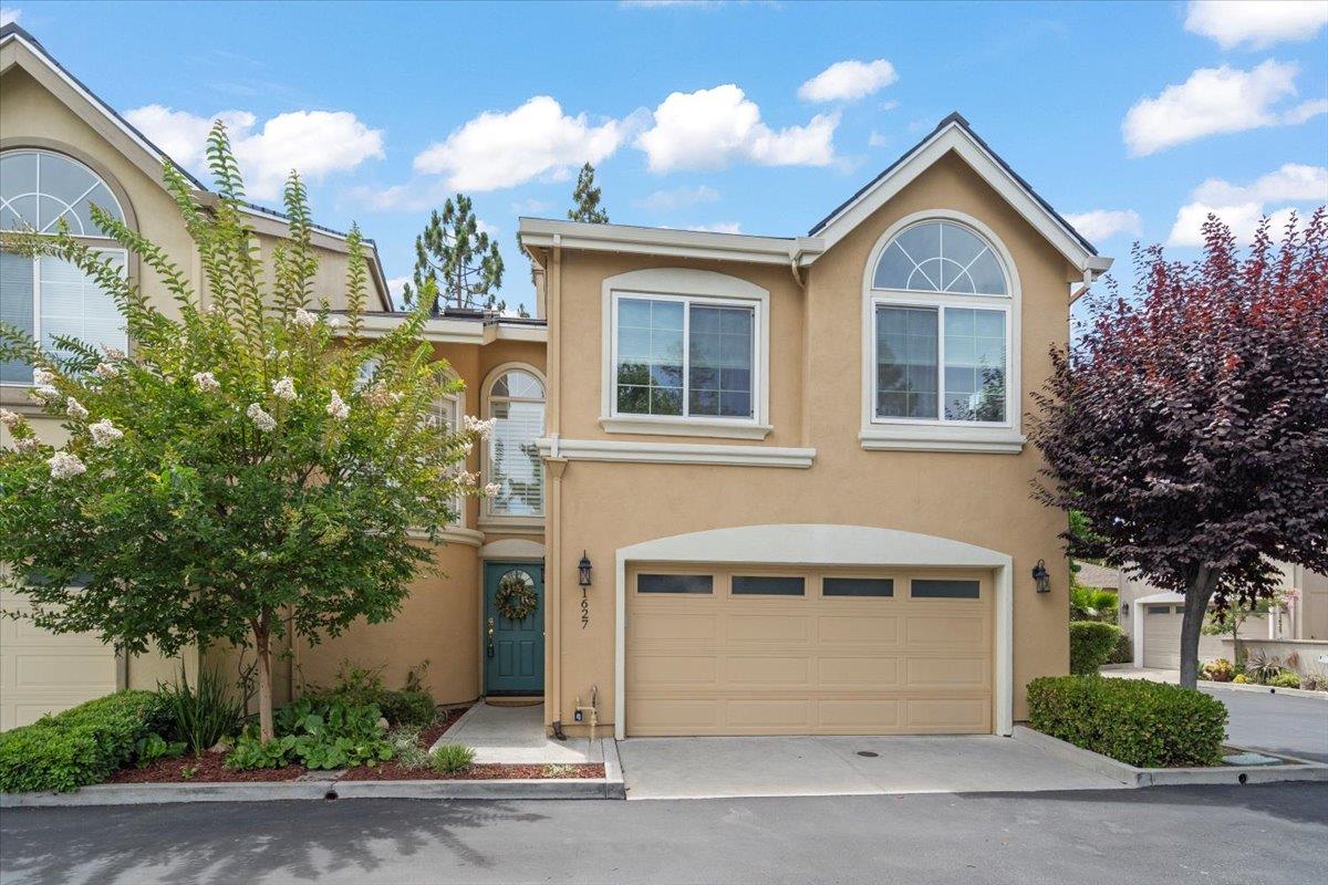 Detail Gallery Image 1 of 28 For 1627 Foxworthy Ave, San Jose,  CA 95118 - 4 Beds | 2/1 Baths