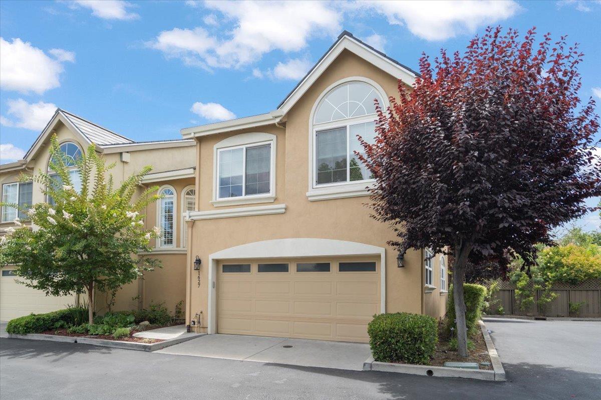 Detail Gallery Image 2 of 28 For 1627 Foxworthy Ave, San Jose,  CA 95118 - 4 Beds | 2/1 Baths