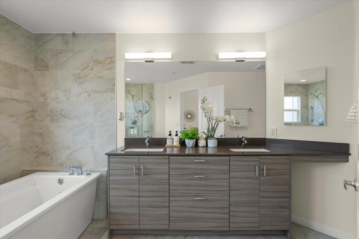 Detail Gallery Image 25 of 28 For 1627 Foxworthy Ave, San Jose,  CA 95118 - 4 Beds | 2/1 Baths