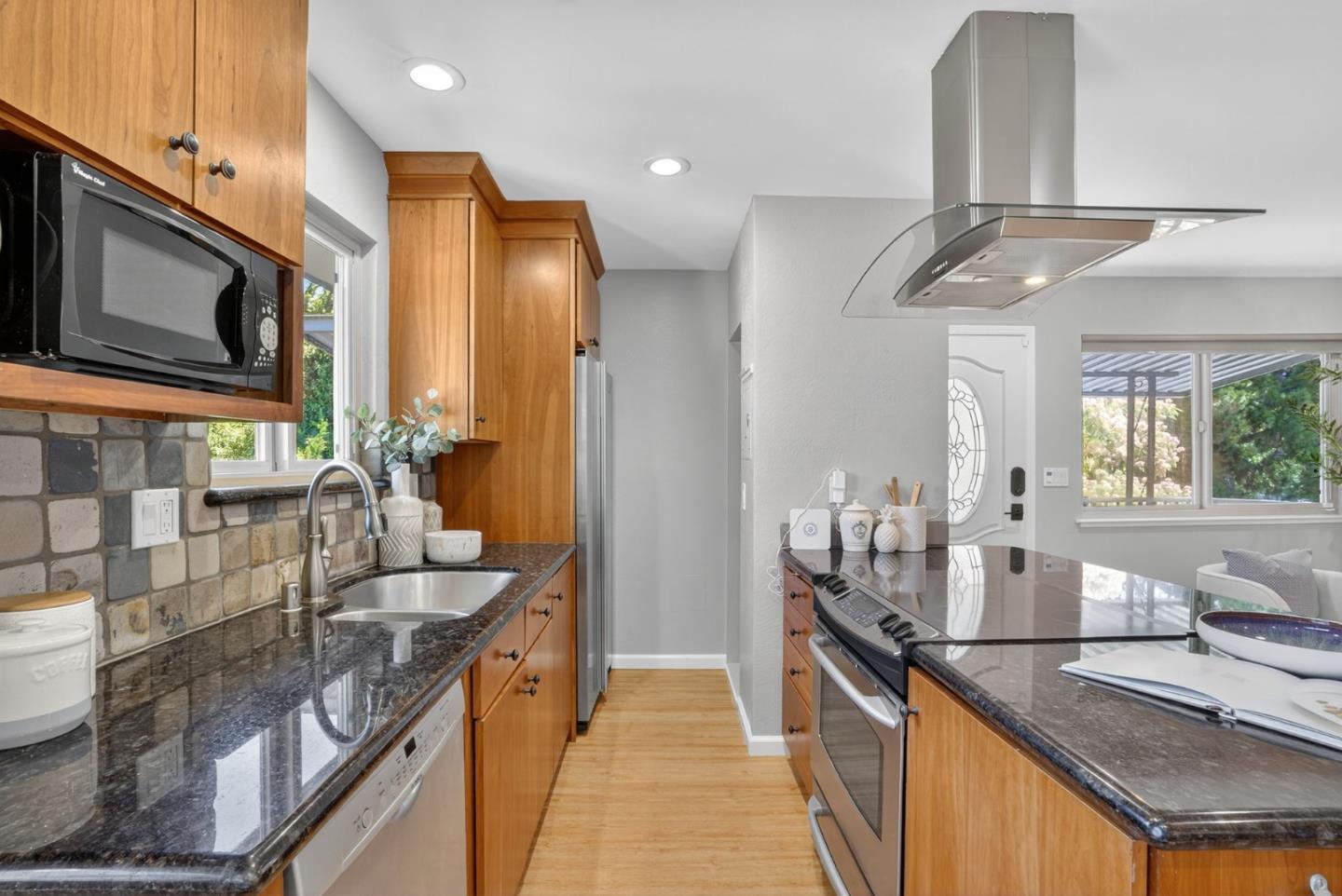 Detail Gallery Image 6 of 25 For 287 Watson Ave #4,  Campbell,  CA 95008 - 2 Beds | 1 Baths