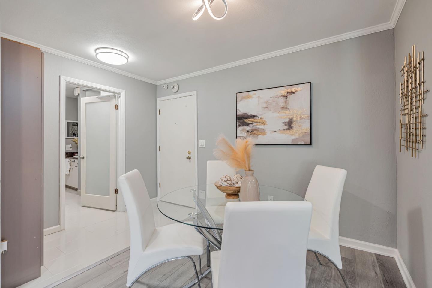 Detail Gallery Image 10 of 37 For 3 Admiral Dr #F267,  Emeryville,  CA 94608 - 1 Beds | 1 Baths
