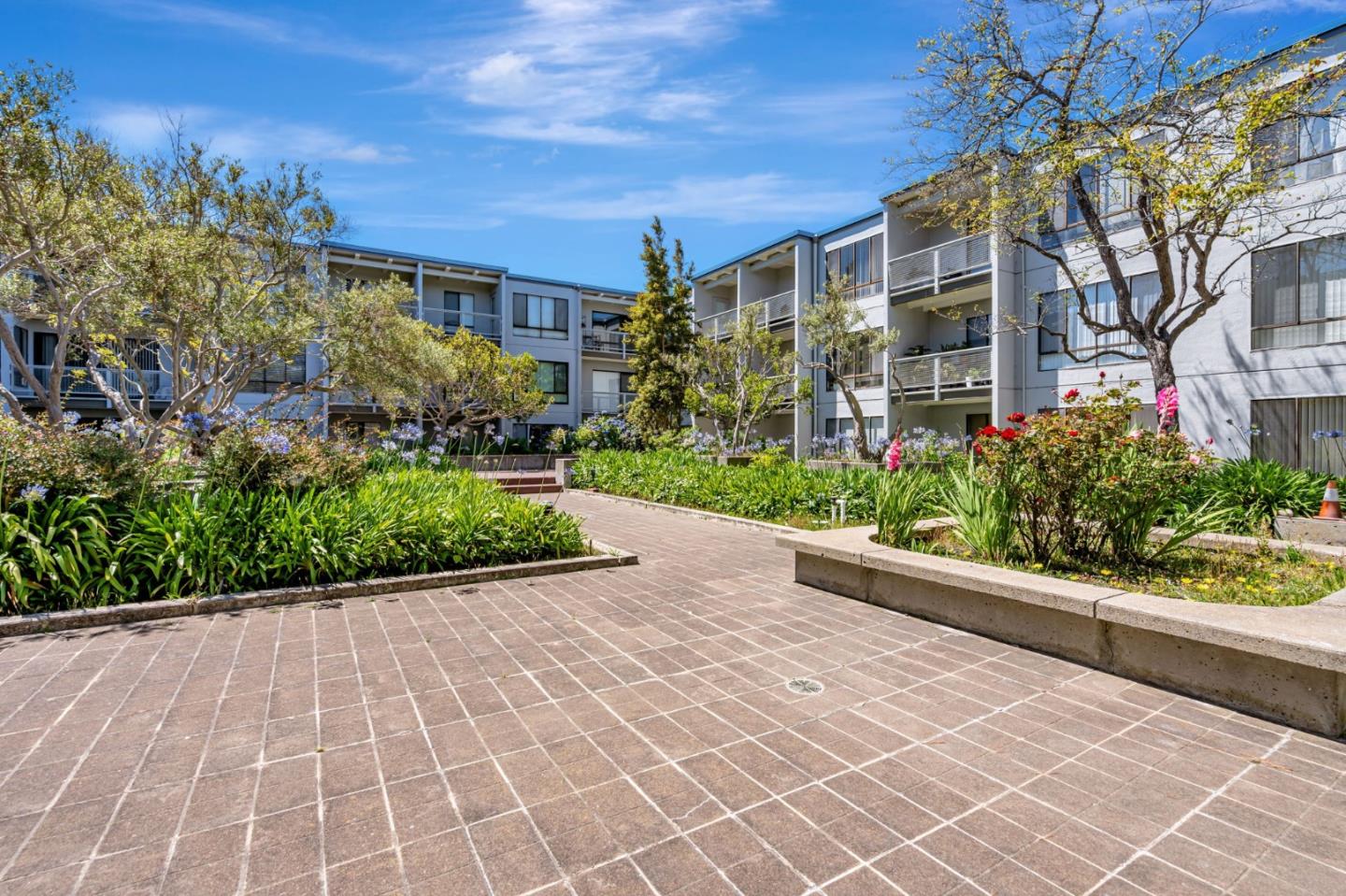 Detail Gallery Image 29 of 37 For 3 Admiral Dr #F267,  Emeryville,  CA 94608 - 1 Beds | 1 Baths