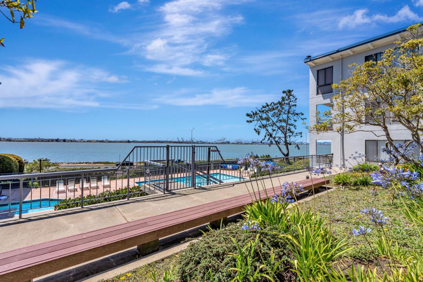 Detail Gallery Image 32 of 37 For 3 Admiral Dr #F267,  Emeryville,  CA 94608 - 1 Beds | 1 Baths