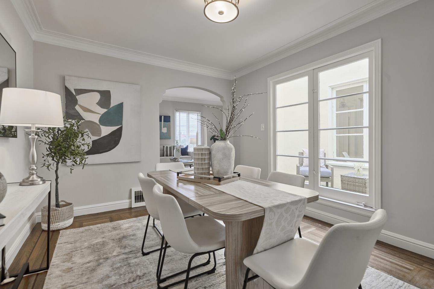 Detail Gallery Image 8 of 30 For 1482 38th Ave, San Francisco,  CA 94122 - 2 Beds | 1/1 Baths