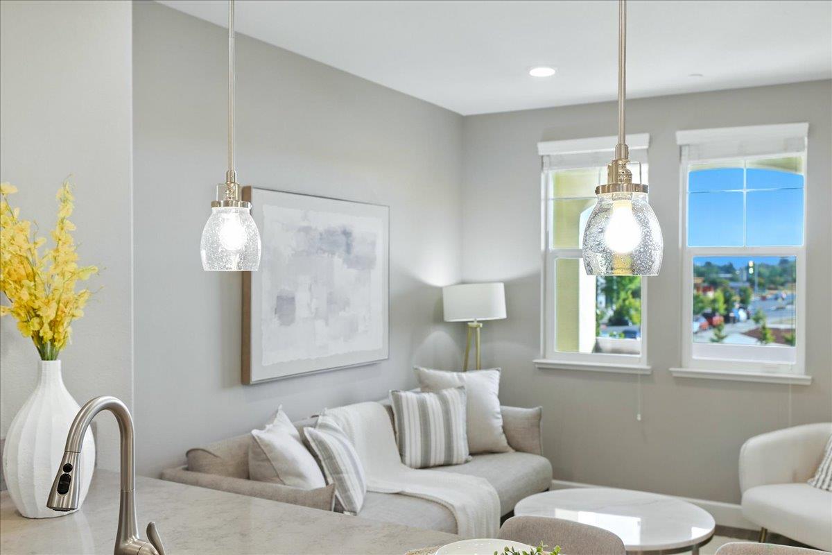 Detail Gallery Image 11 of 47 For 1011 Bellante Ln #6,  San Jose,  CA 95131 - 2 Beds | 2 Baths