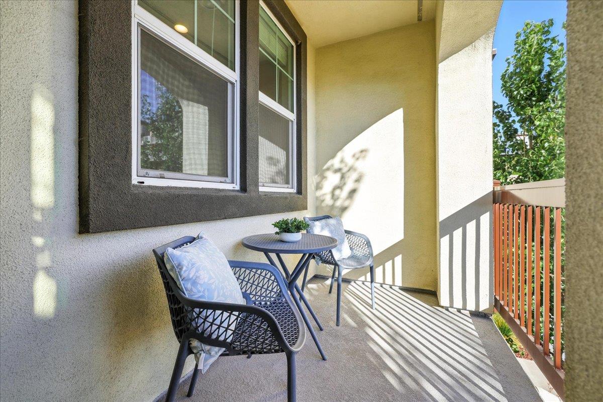 Detail Gallery Image 16 of 47 For 1011 Bellante Ln #6,  San Jose,  CA 95131 - 2 Beds | 2 Baths