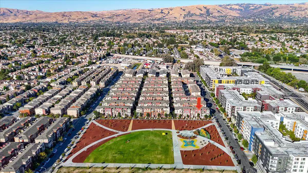 Detail Gallery Image 39 of 47 For 1011 Bellante Ln #6,  San Jose,  CA 95131 - 2 Beds | 2 Baths