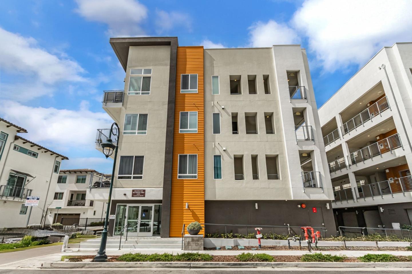Detail Gallery Image 1 of 39 For 3027 Manuel St #6,  San Jose,  CA 95136 - 2 Beds | 1/1 Baths