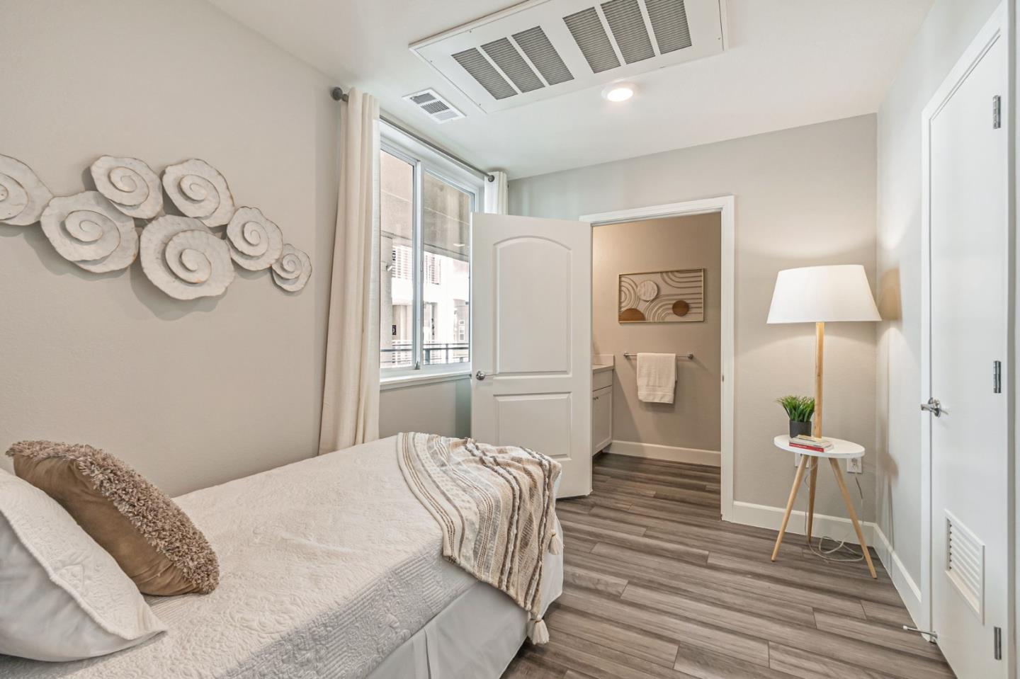 Detail Gallery Image 13 of 39 For 3027 Manuel St #6,  San Jose,  CA 95136 - 2 Beds | 1/1 Baths
