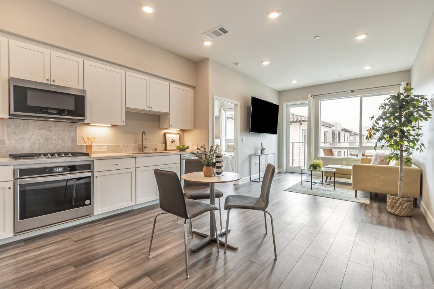 Detail Gallery Image 22 of 39 For 3027 Manuel St #6,  San Jose,  CA 95136 - 2 Beds | 1/1 Baths