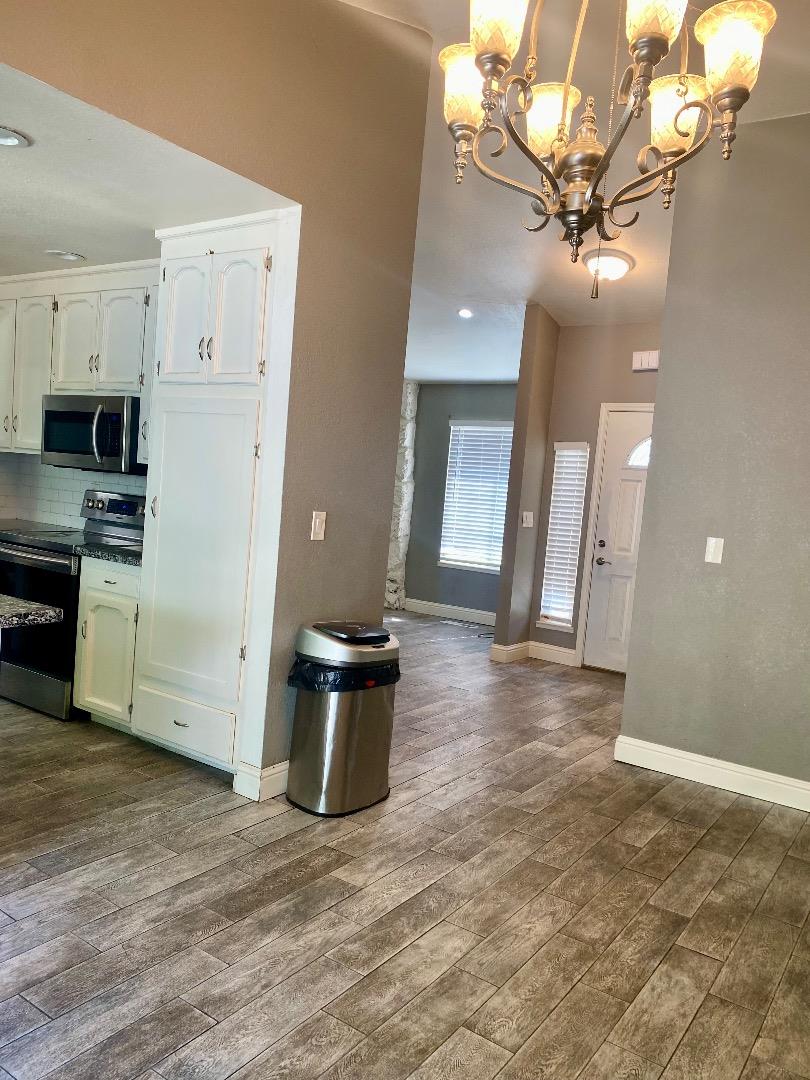 Detail Gallery Image 17 of 45 For 55 Carmel Way, Tracy,  CA 95376 - 3 Beds | 2 Baths