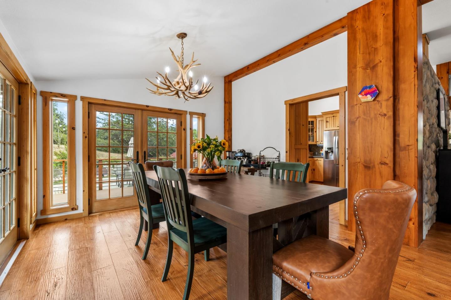 Detail Gallery Image 21 of 94 For 8697 Dyer Rd, Salinas,  CA 93907 - 3 Beds | 4 Baths