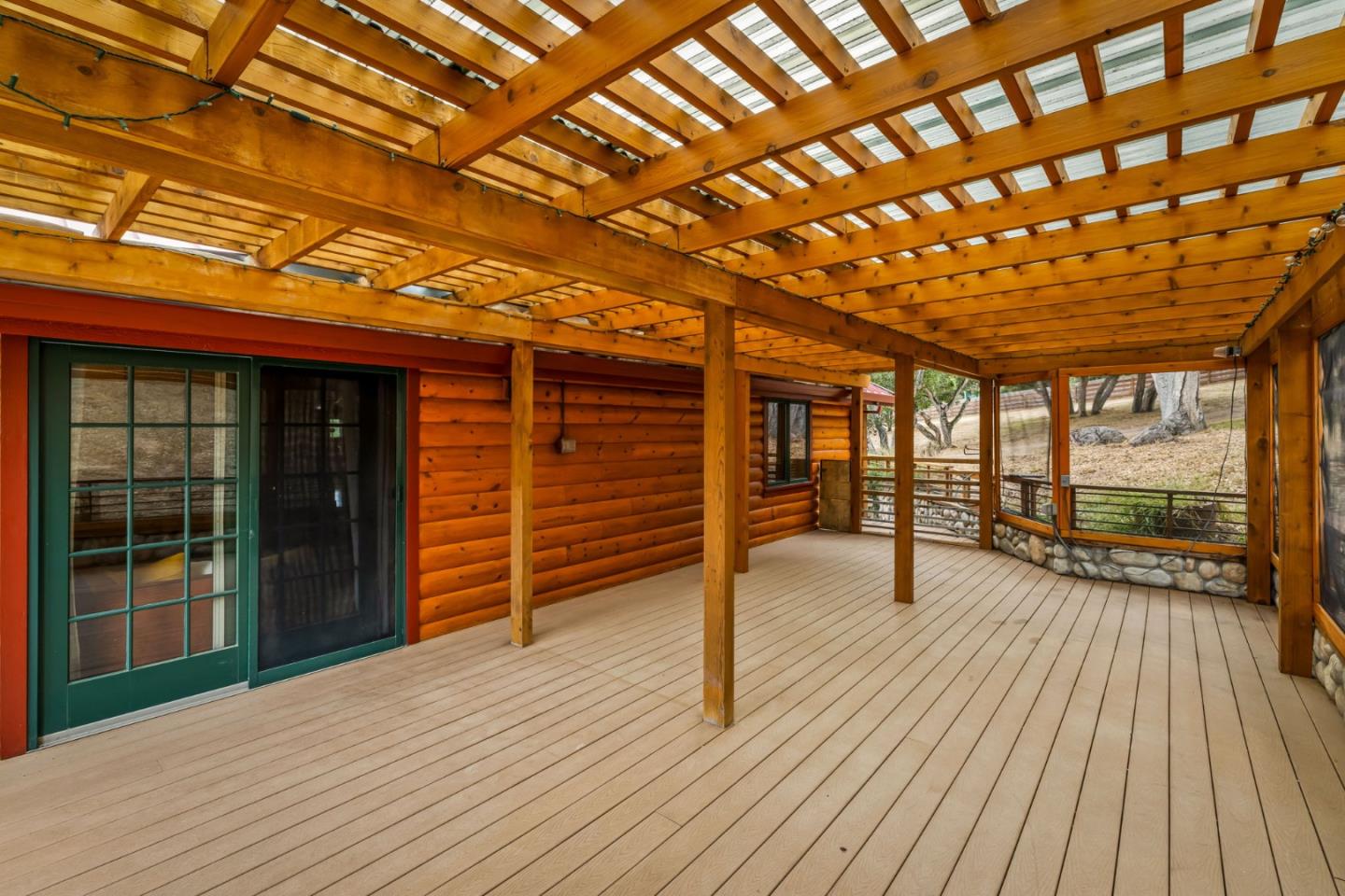 Detail Gallery Image 42 of 94 For 8697 Dyer Rd, Salinas,  CA 93907 - 3 Beds | 4 Baths