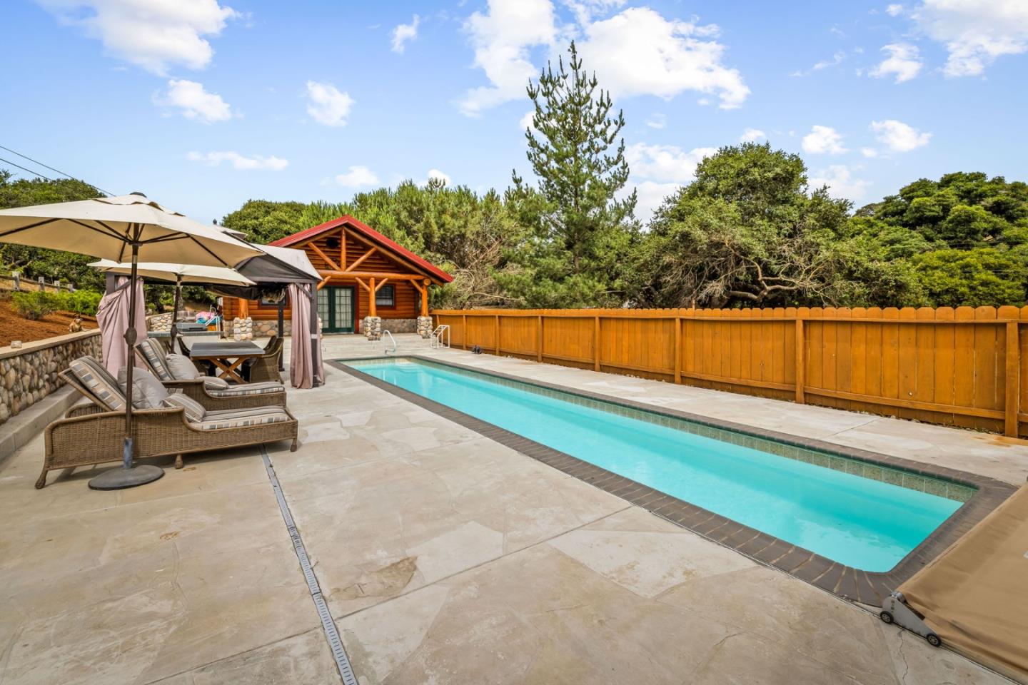 Detail Gallery Image 65 of 94 For 8697 Dyer Rd, Salinas,  CA 93907 - 3 Beds | 4 Baths
