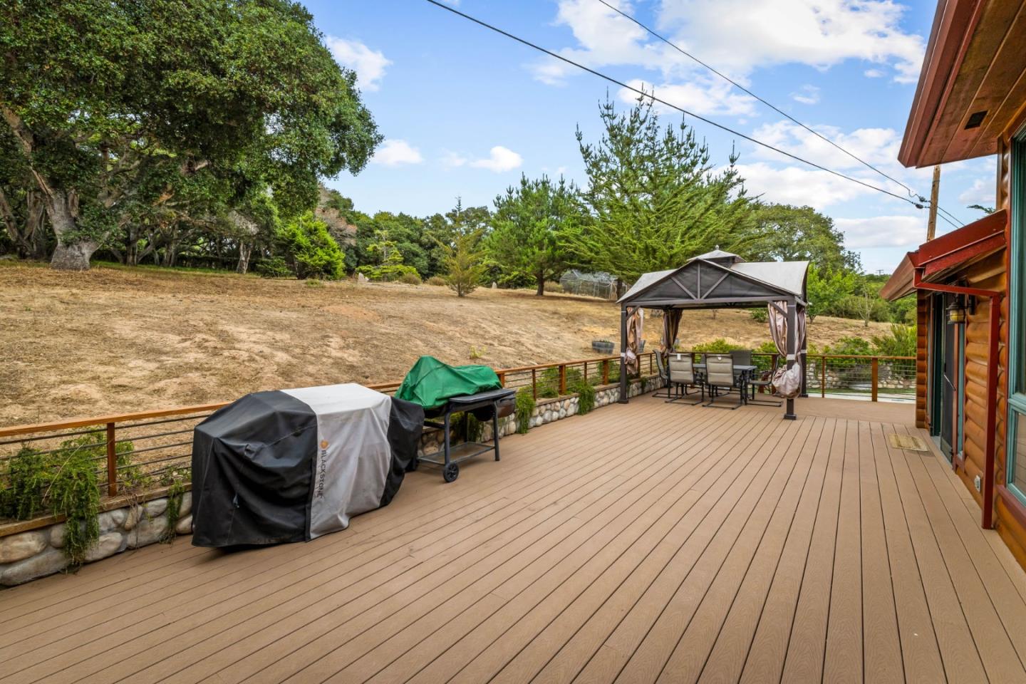 Detail Gallery Image 73 of 94 For 8697 Dyer Rd, Salinas,  CA 93907 - 3 Beds | 4 Baths
