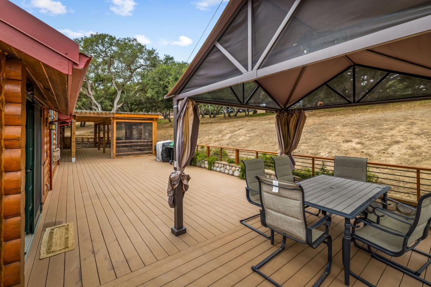Detail Gallery Image 74 of 94 For 8697 Dyer Rd, Salinas,  CA 93907 - 3 Beds | 4 Baths