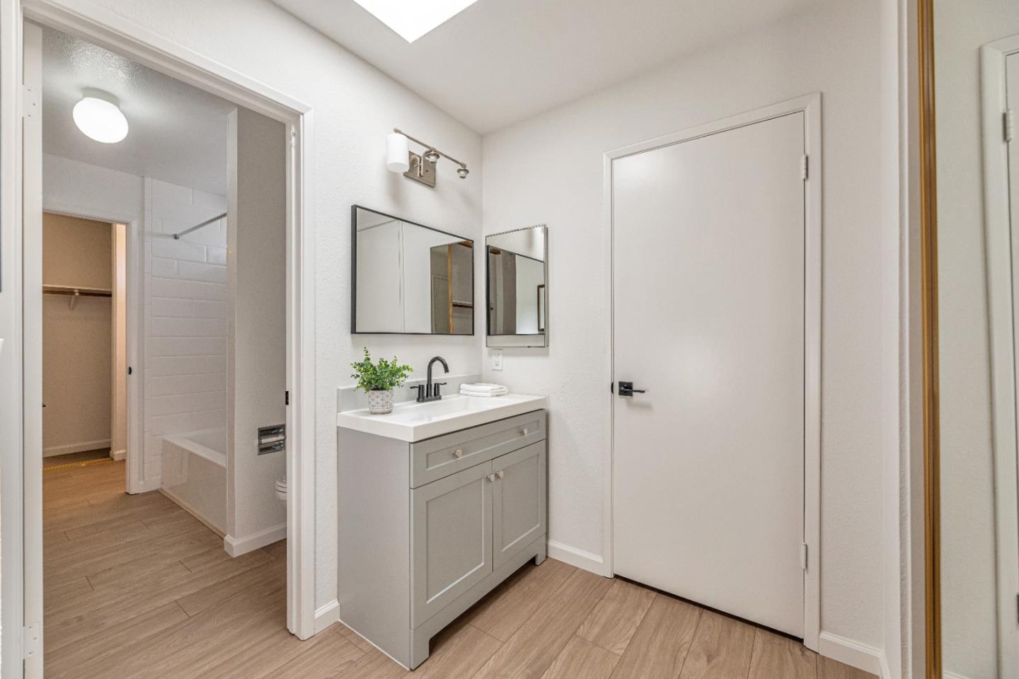 Detail Gallery Image 19 of 28 For 2171 Rancho Mccormick Blvd, Santa Clara,  CA 95050 - 2 Beds | 1/1 Baths