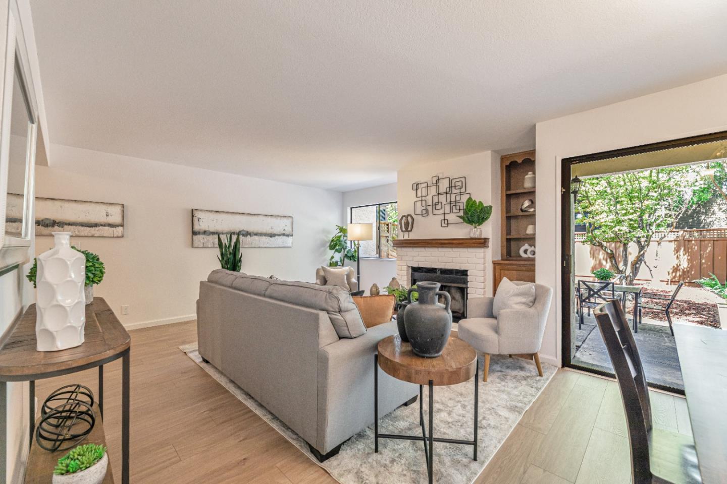 Detail Gallery Image 7 of 28 For 2171 Rancho Mccormick Blvd, Santa Clara,  CA 95050 - 2 Beds | 1/1 Baths