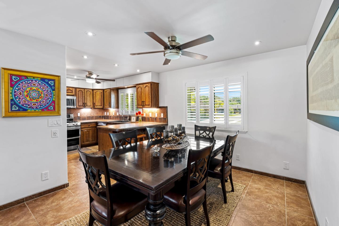 Detail Gallery Image 12 of 38 For 23799 Monterey Salinas Hwy #8,  Salinas,  CA 93908 - 3 Beds | 2 Baths