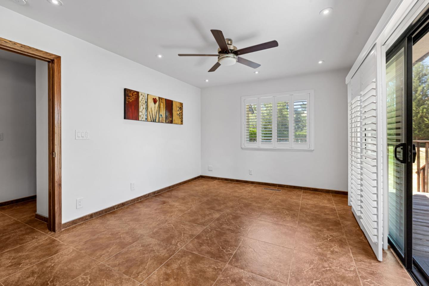 Detail Gallery Image 15 of 38 For 23799 Monterey Salinas Hwy #8,  Salinas,  CA 93908 - 3 Beds | 2 Baths