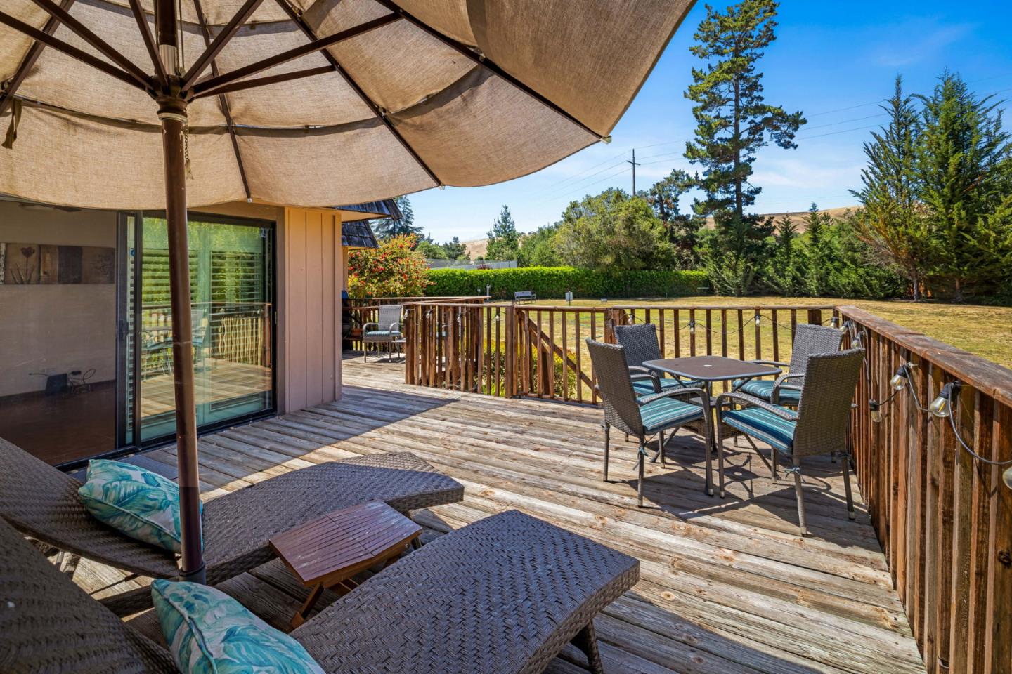 Detail Gallery Image 4 of 38 For 23799 Monterey Salinas Hwy #8,  Salinas,  CA 93908 - 3 Beds | 2 Baths