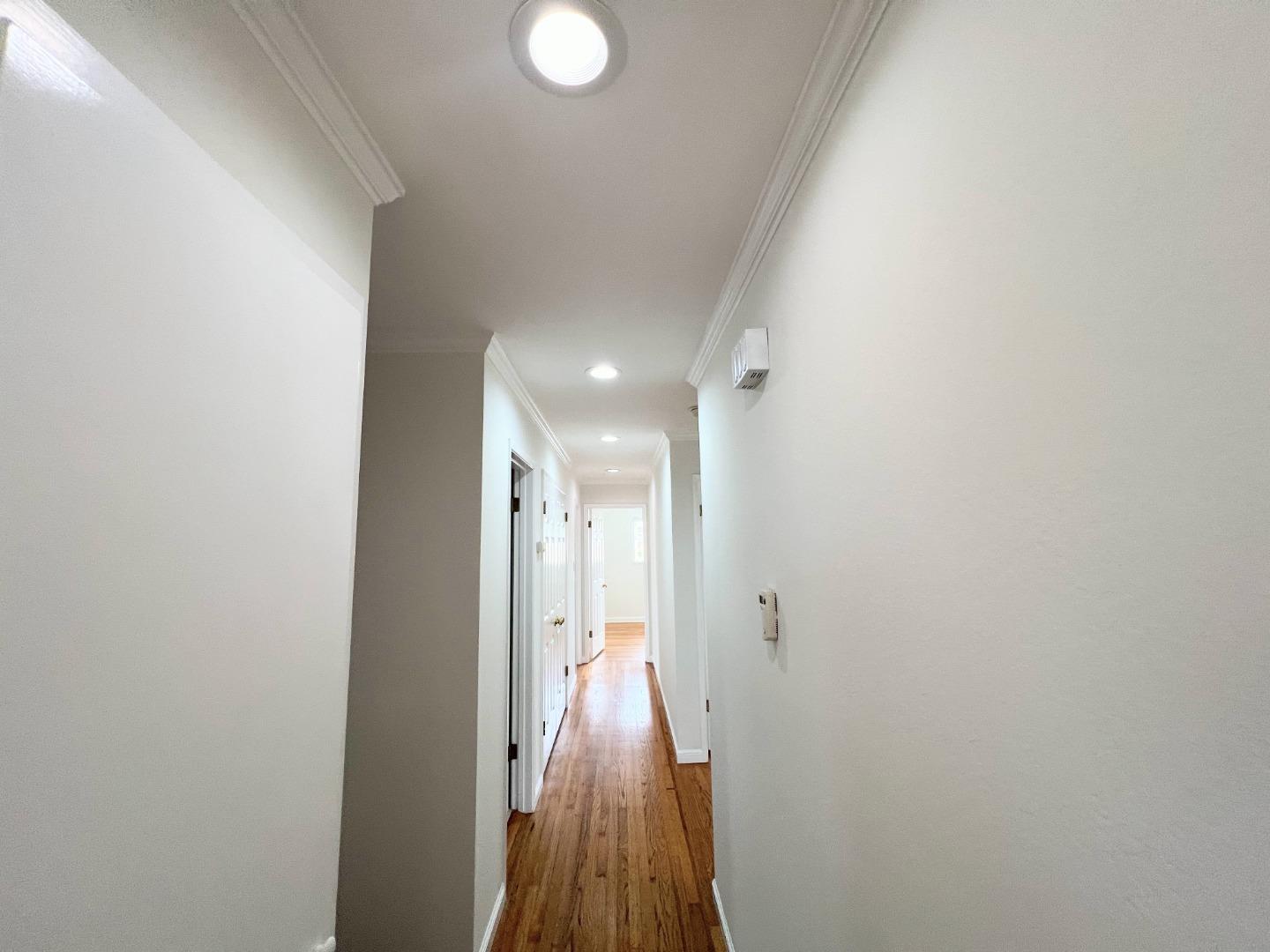 Detail Gallery Image 15 of 39 For 906 Crane Ave, Foster City,  CA 94404 - 5 Beds | 2 Baths