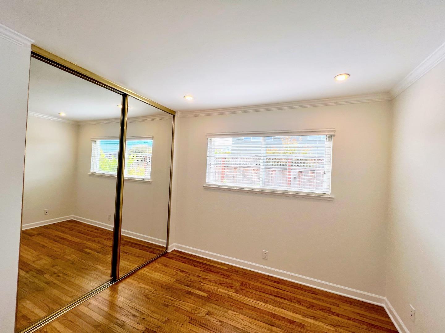 Detail Gallery Image 17 of 39 For 906 Crane Ave, Foster City,  CA 94404 - 5 Beds | 2 Baths