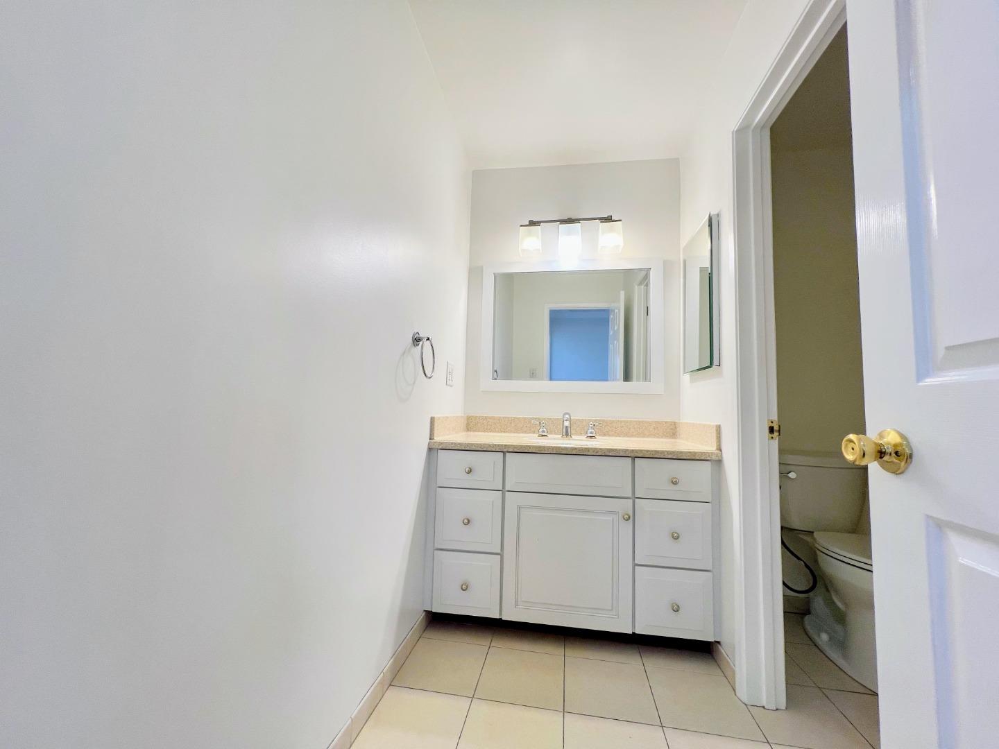 Detail Gallery Image 20 of 39 For 906 Crane Ave, Foster City,  CA 94404 - 5 Beds | 2 Baths