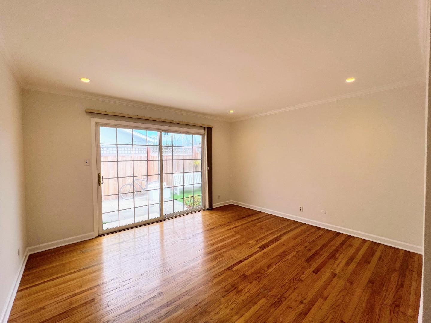 Detail Gallery Image 26 of 39 For 906 Crane Ave, Foster City,  CA 94404 - 5 Beds | 2 Baths