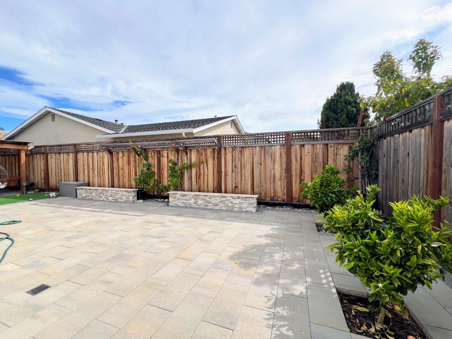 Detail Gallery Image 33 of 39 For 906 Crane Ave, Foster City,  CA 94404 - 5 Beds | 2 Baths