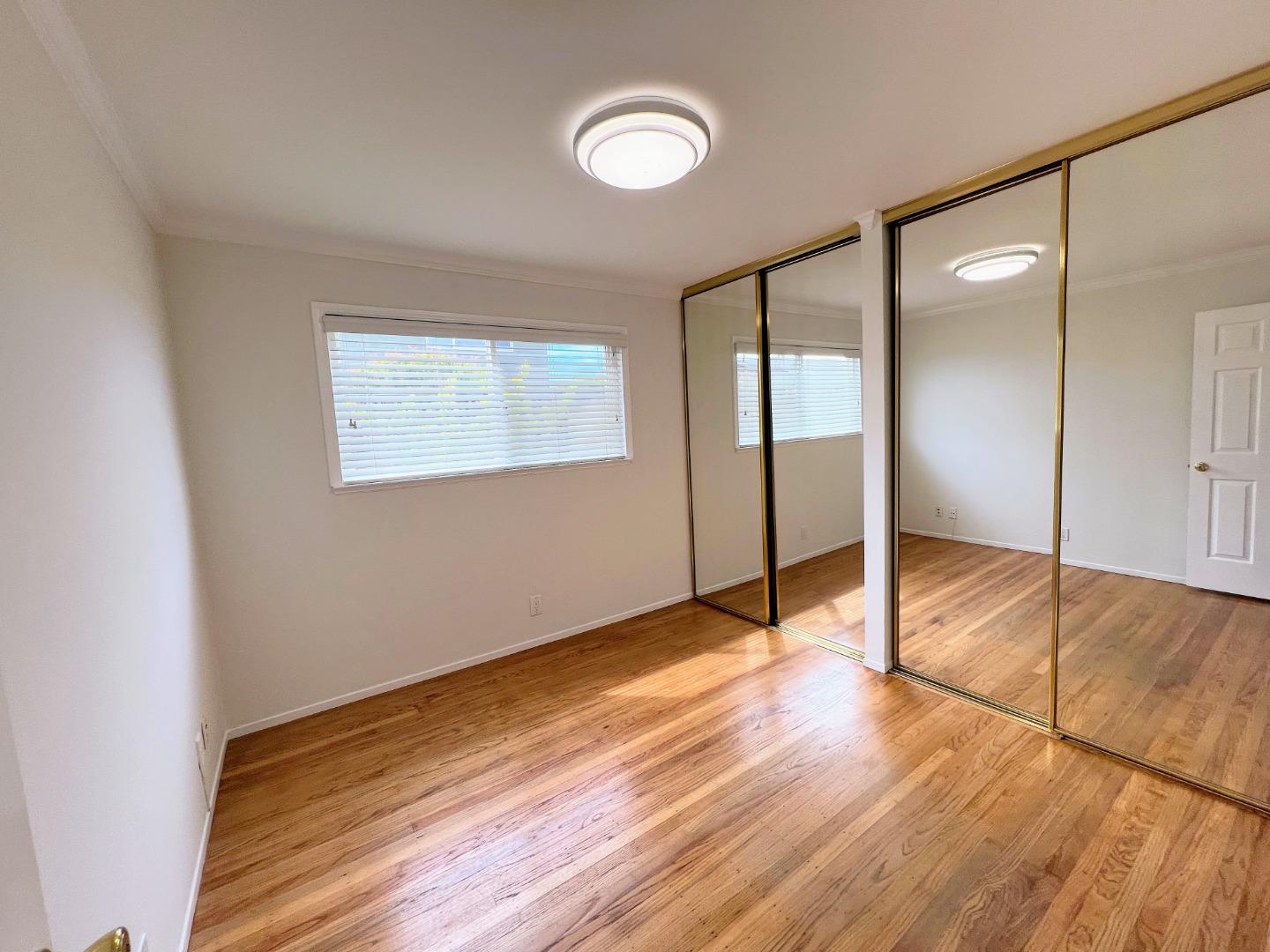 Detail Gallery Image 9 of 39 For 906 Crane Ave, Foster City,  CA 94404 - 5 Beds | 2 Baths