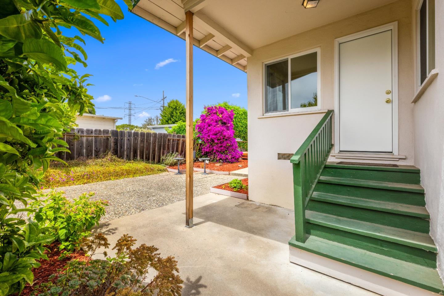 Detail Gallery Image 22 of 25 For 7 Setter Pl, Del Rey Oaks,  CA 93940 - 5 Beds | 2 Baths